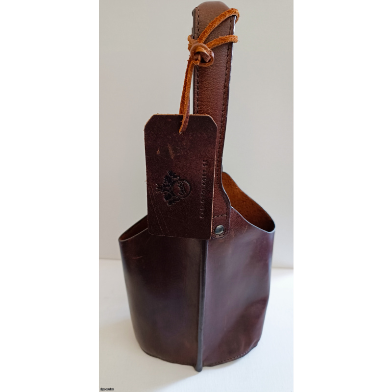 Premium Carlsobolaget Sweden Handcrafted Leather 2-Bottle Wine Carrier / Tote Estimated production period: 2010s–2020s.