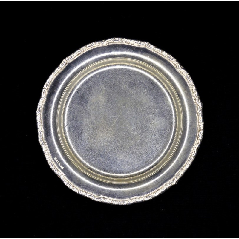 silver small plate