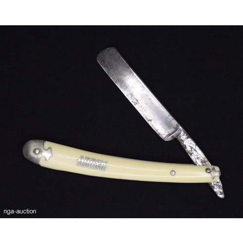 straight razor "ARROW REGISTERED"