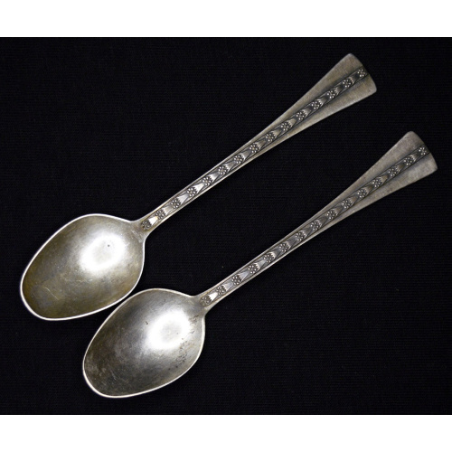 silver teaspoons (2 pcs.)