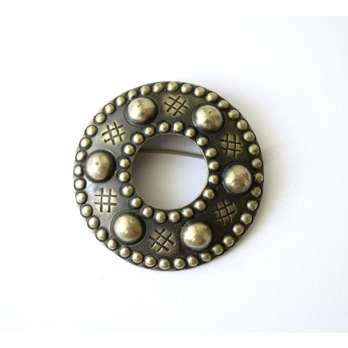 brooch