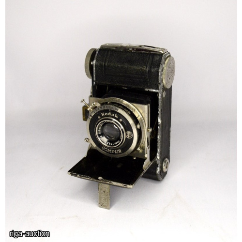 camera "Kodak Retina"