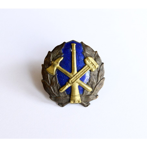 "Fireman's" cockade