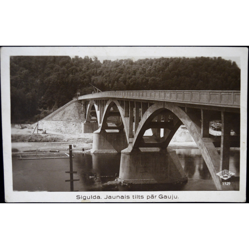 photo "Sigulda. Jaunajs tilts pār Gauju"