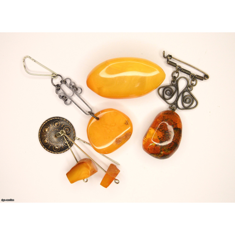 amber products, natural Baltic amber