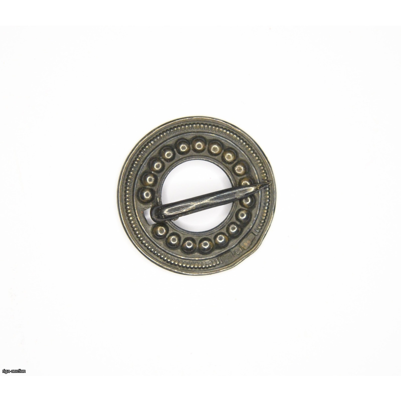 small silver "Sakta"