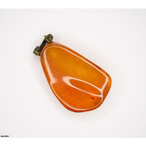 amber pendant