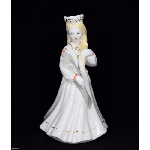 figurine "Girl in national costume with reeds"