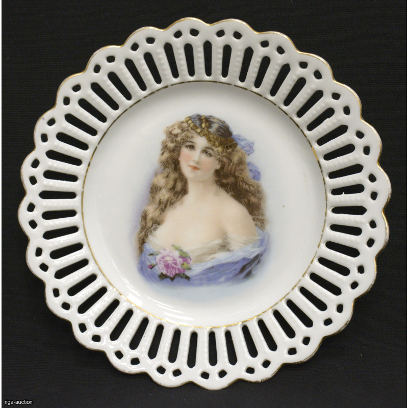 decorative plate "Kuznetsov?"