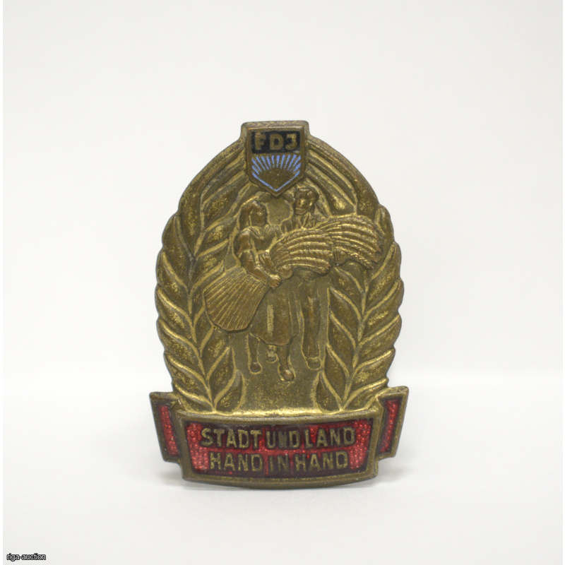 знак наградной "Золотая жатва" награда комсомола ГДР за особые заслуги в поддержке социалистического сельского хозяйства ГДР