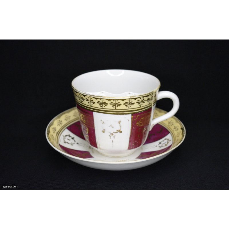 tea pair for men with mustaches, France