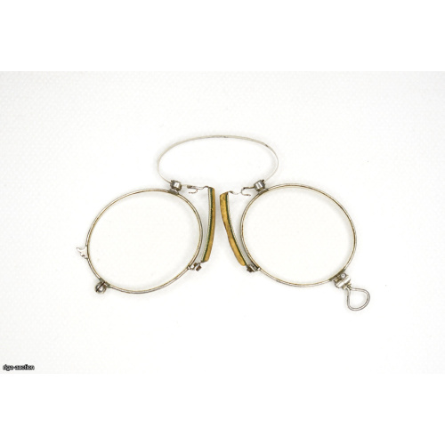 pince-nez glasses, late 19th century