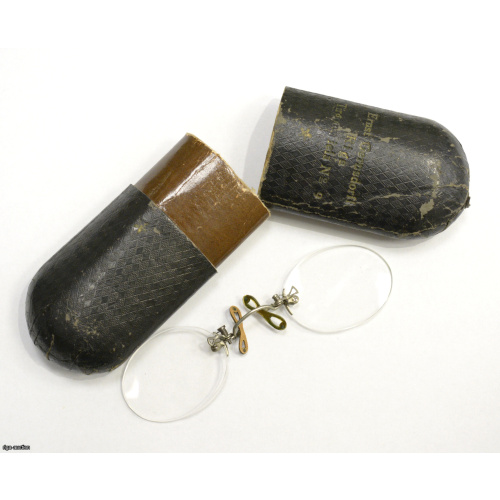 Ernst Gernsdorff pince-nez glasses in the original case, Riga (Latvia)