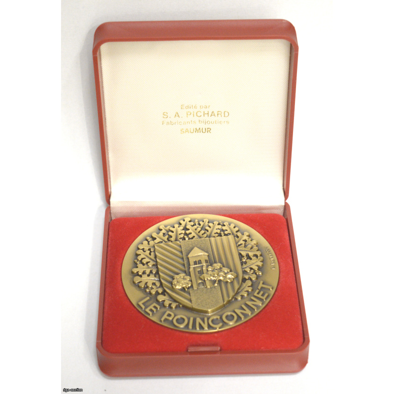 table medal "LE POINÇONNET", in the original box, France