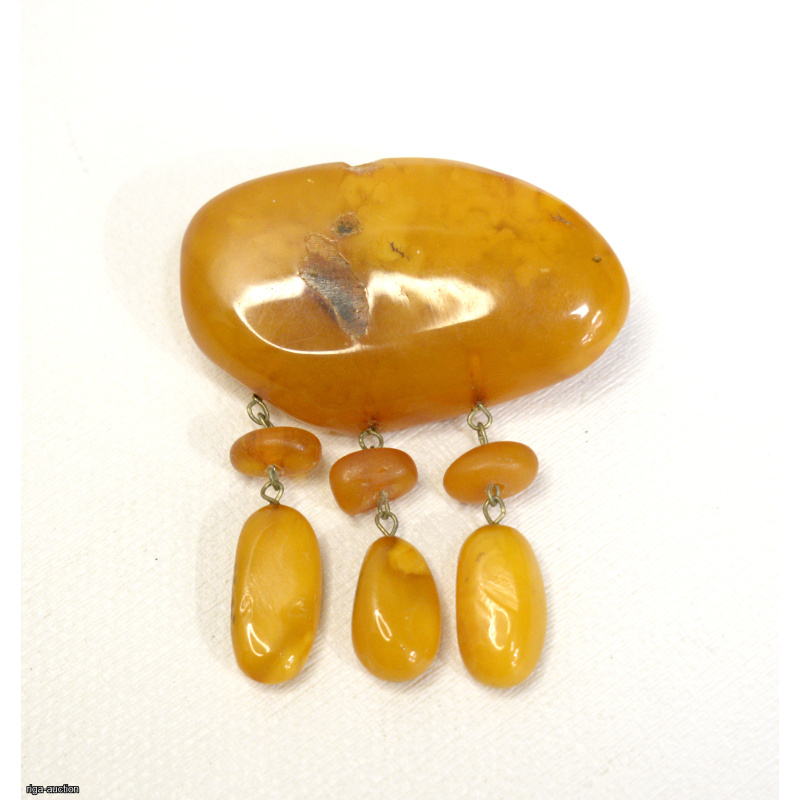 amber brooch (13.7 g.), Latvia, USSR