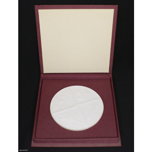 medal in the original box "Rostock", Meissen (Germany)