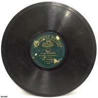 виниловая пластинка Zonophone Record "Дитя и розы/Отцвели хризантемы", Российская империя