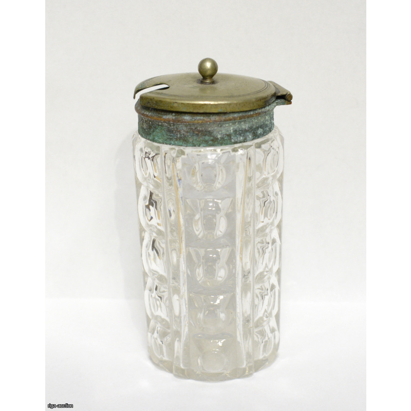 pepper shaker, late 19th century