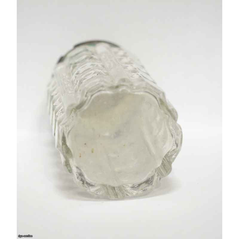 pepper shaker, late 19th century